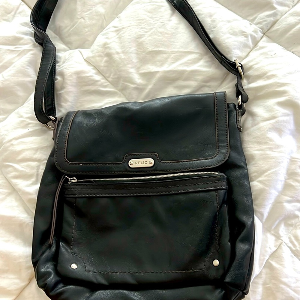 Relic real leather black crossbody purse